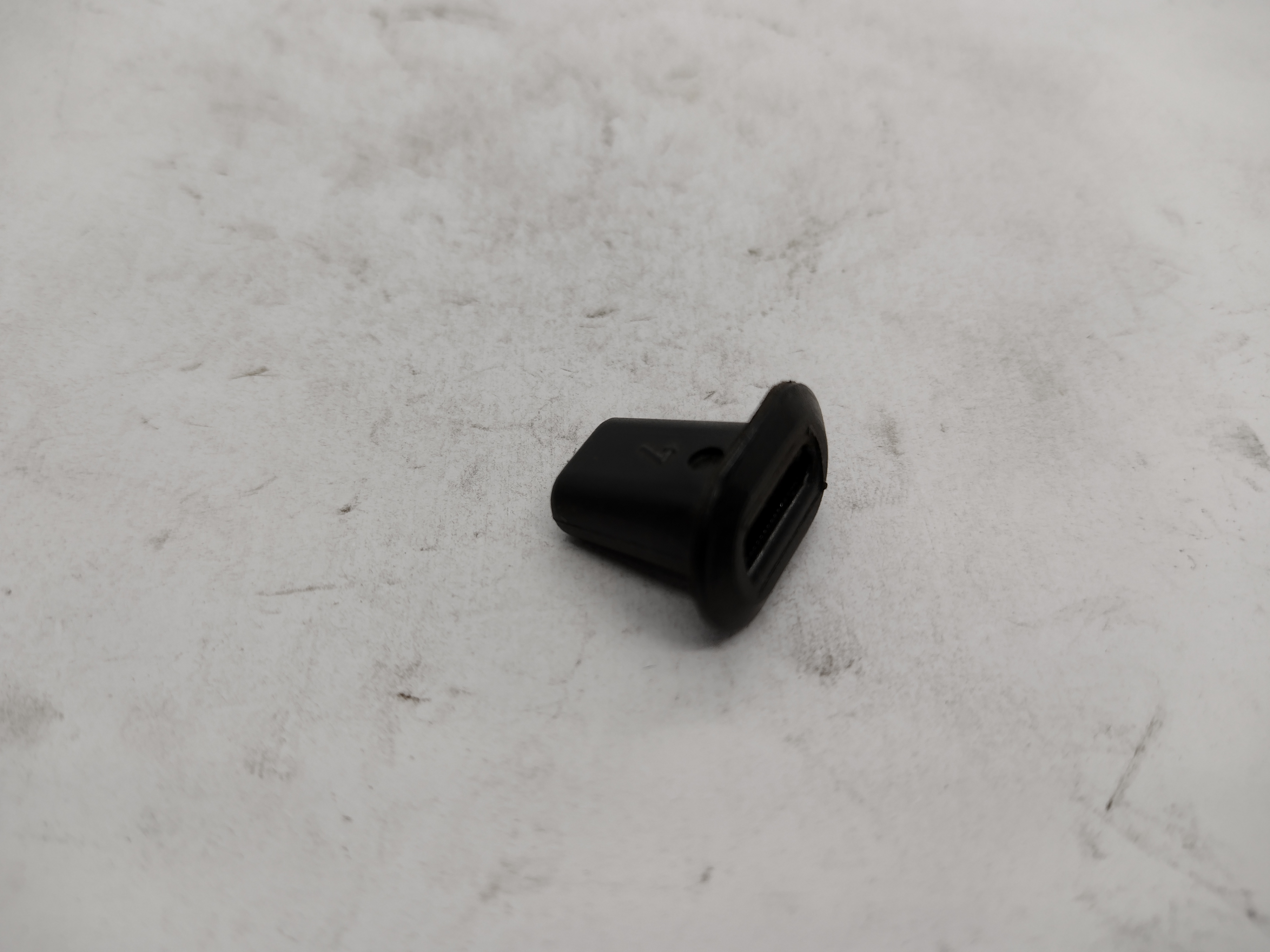 Citroen / Peugeot HALTECLIP 699062 NEU NOS NEW