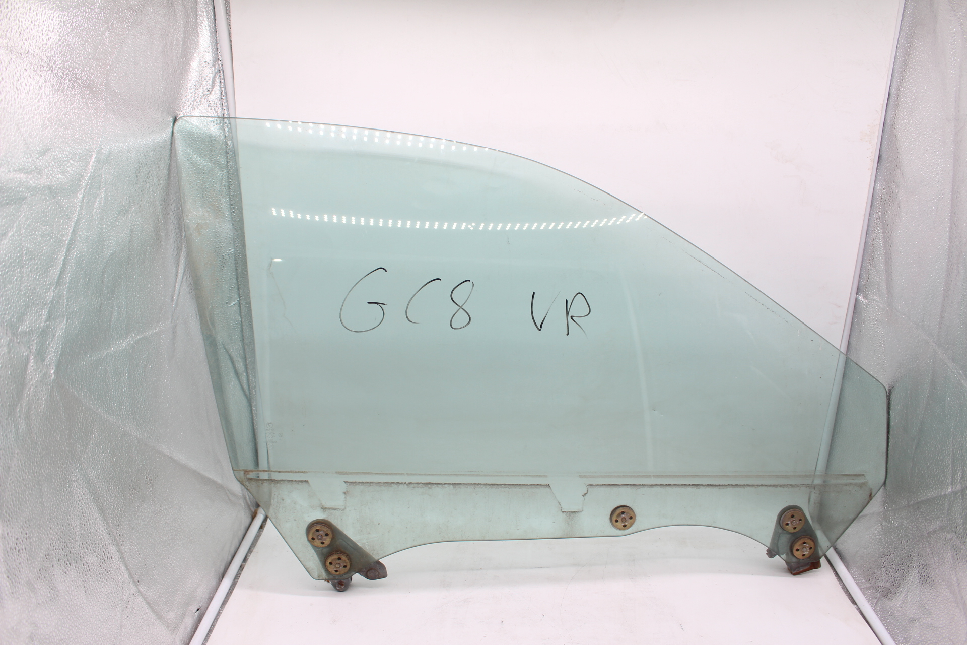 Seitenscheibe vorne rechts für Subaru Impreza GC8 Limousine Sedan GF Kombi 92-00