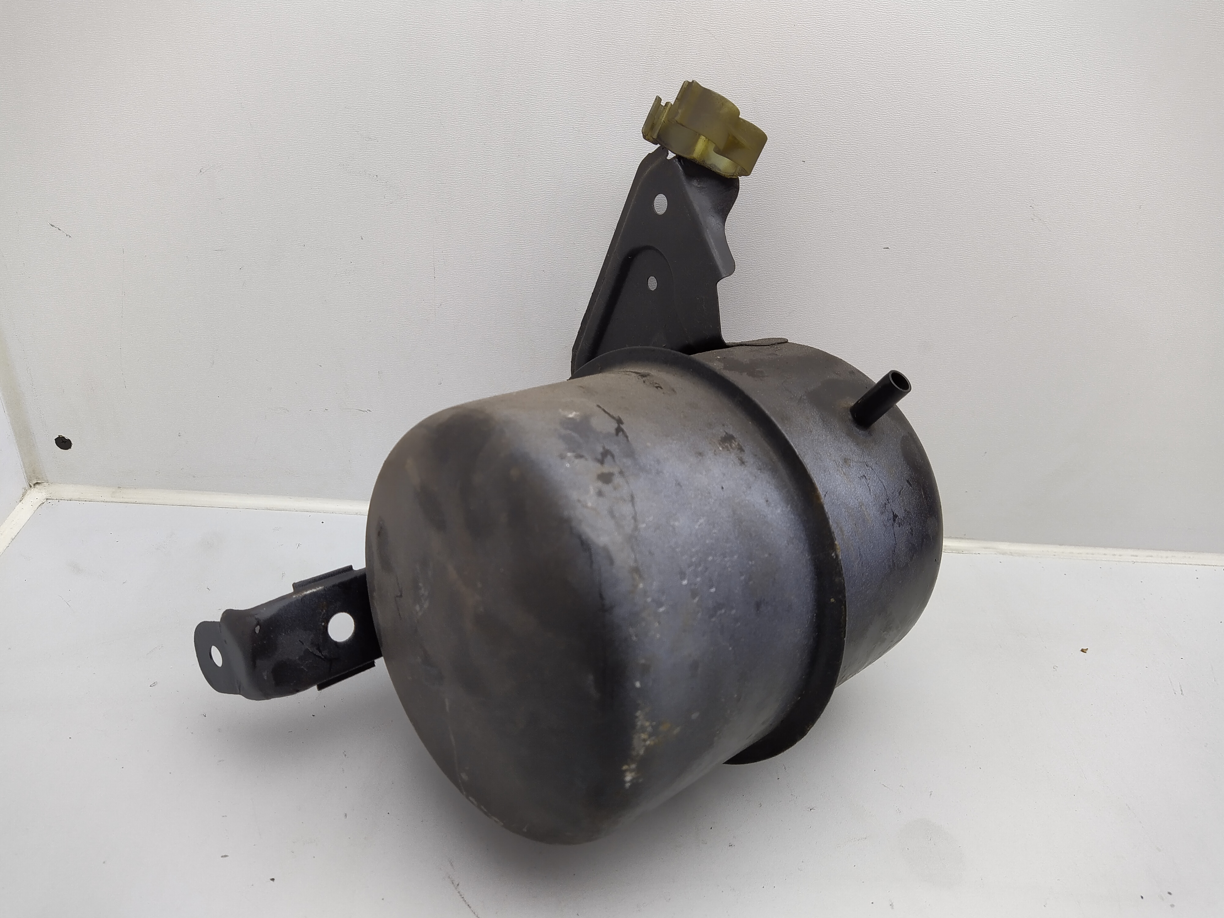 Unterdruckspeicher für Subaru Legacy B4 GTB