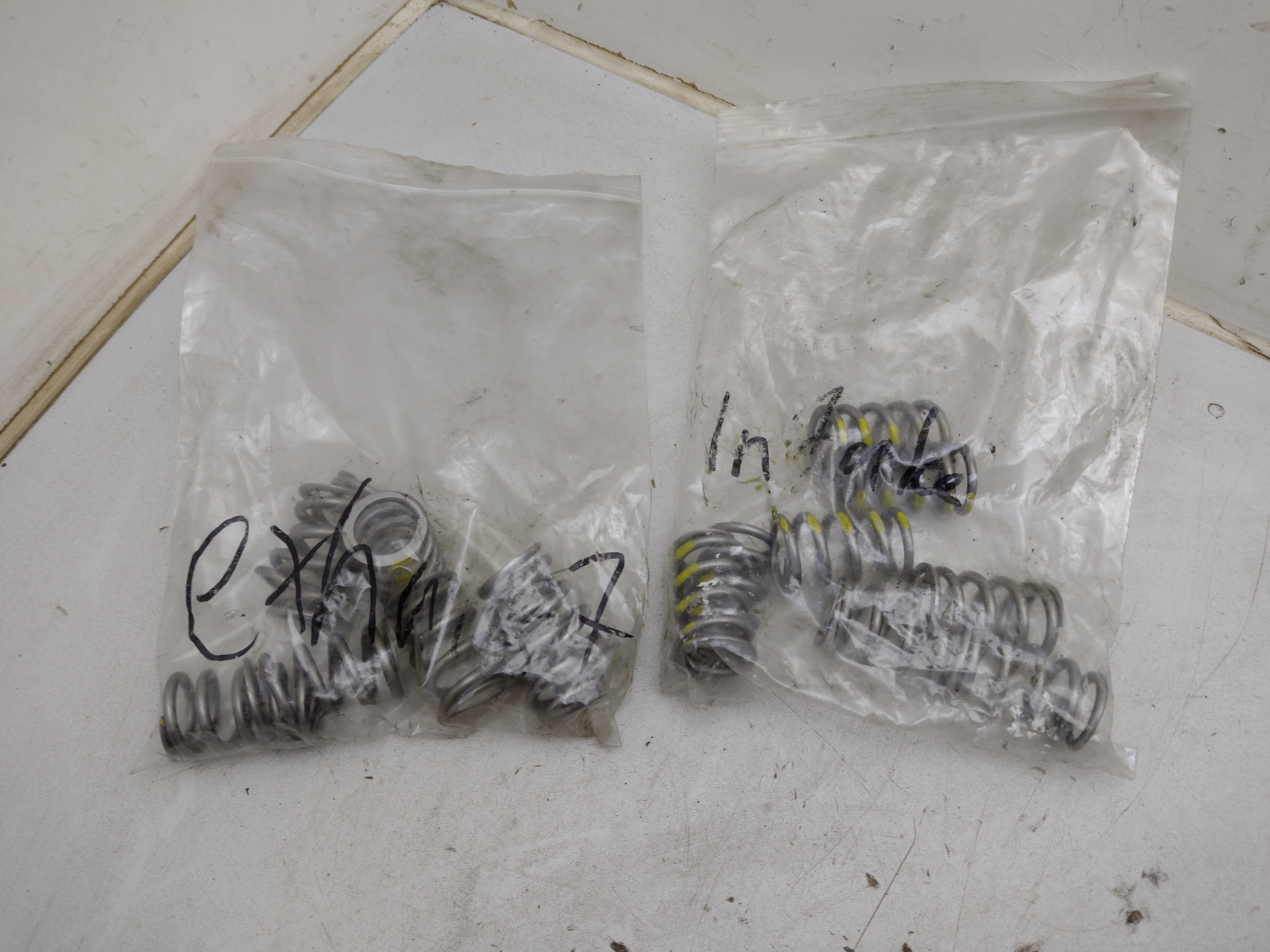 Manley Ventilfedern and Retainer Kit für Subaru Impreza  WRX GD GG