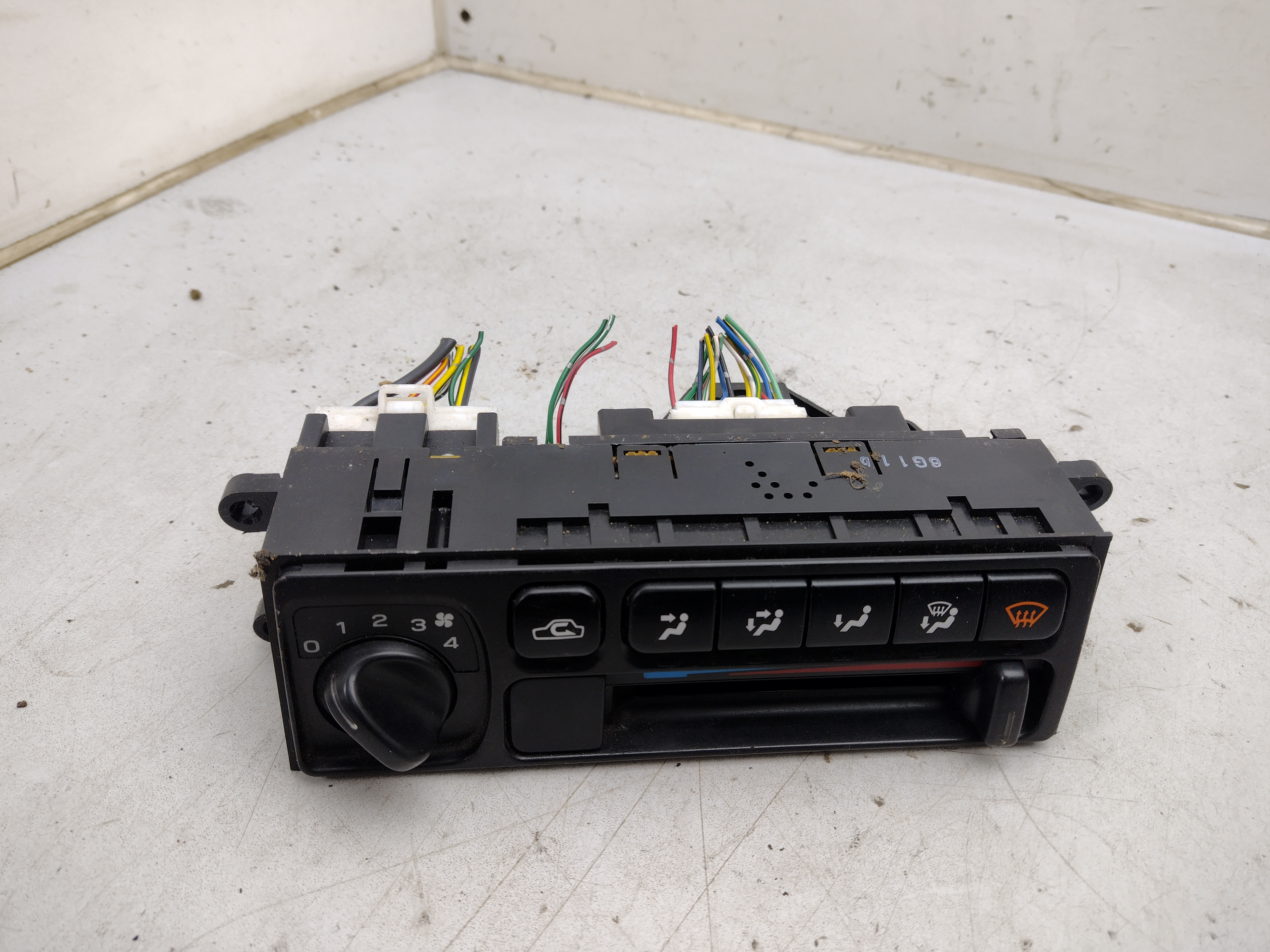 Klimabedienteil ohne Klimaanlage für Subaru Legacy 2 BD BG und Outback BD BG