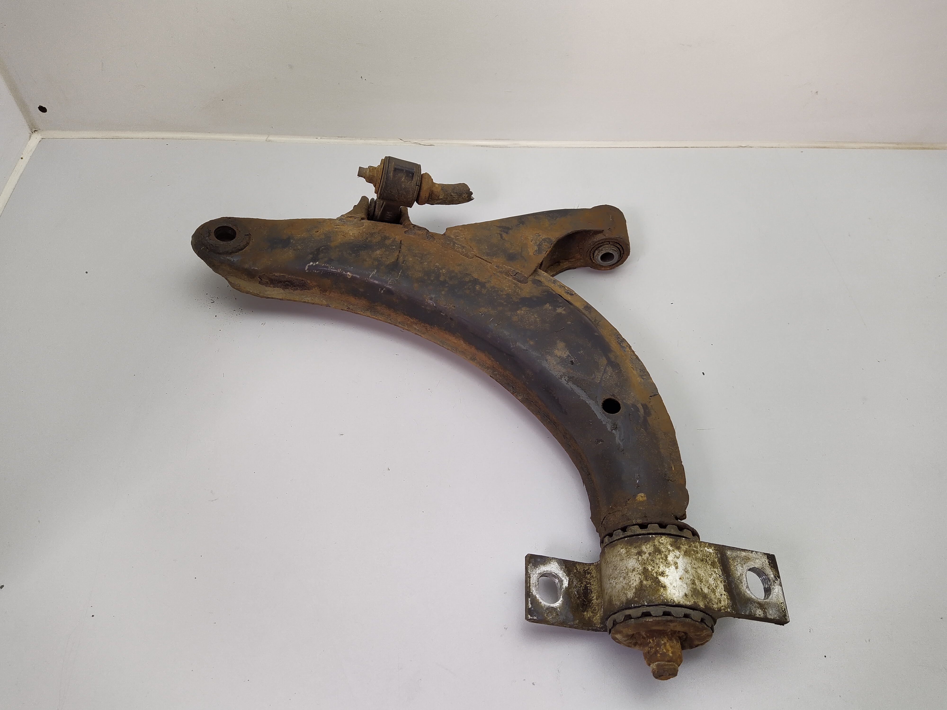 Querlenker vorne links für Subaru Legacy 3 BE BH